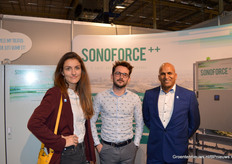 De overburen van PureBlue: Marijn Houg, Nelis De Rouck en Tiret Dewnarain.